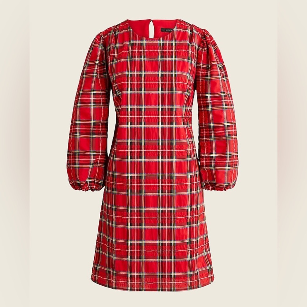 Puff-sleeve dress in Good Tidings plaid size small